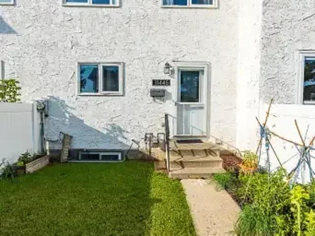 Townhouse for rent in Wedgewood, Alberta