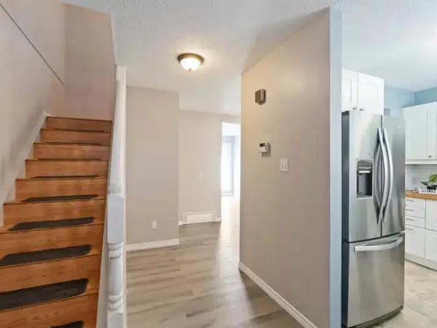Townhouse for rent in Wedgewood, Alberta