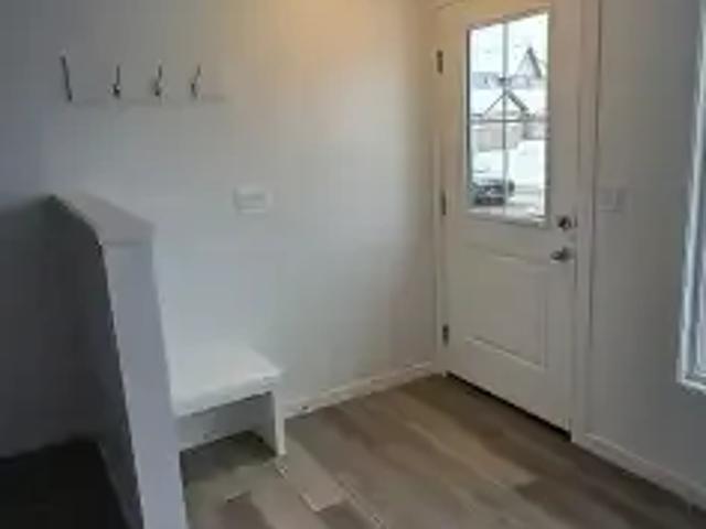 Townhouse for rent in Wedgewood, Alberta