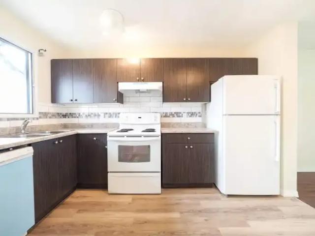 Townhouse for rent in Wedgewood, Alberta