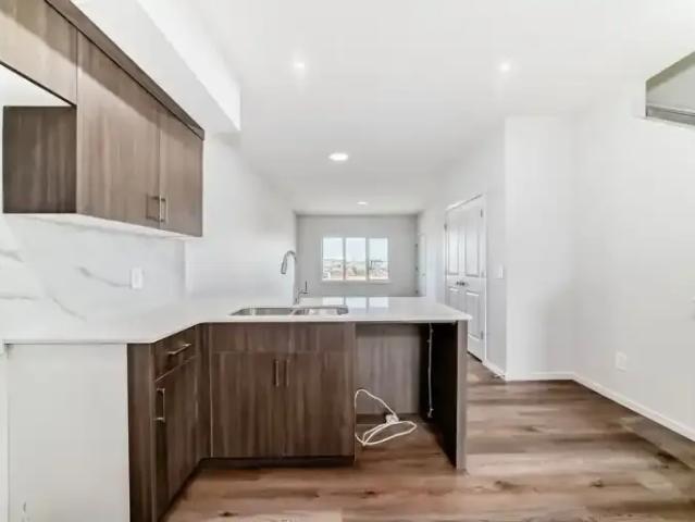 Townhouse for rent in Wedgewood, Alberta