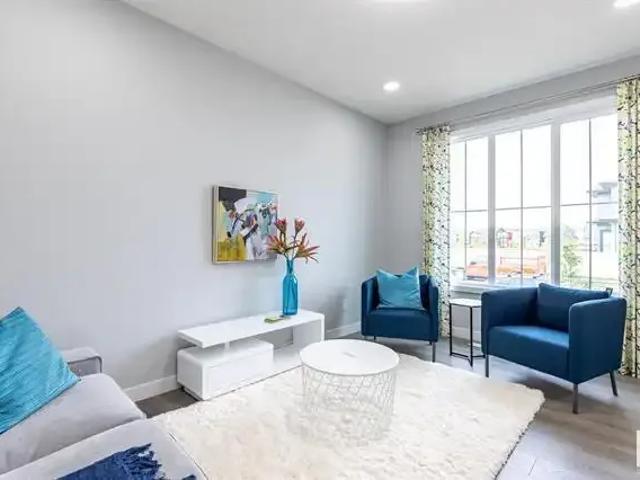 Townhouse for rent in Wedgewood, Alberta