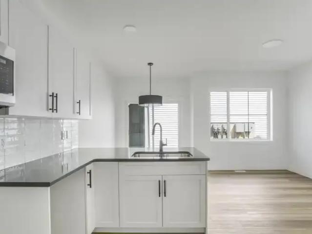 Townhouse for rent in Cavanagh, Edmonton