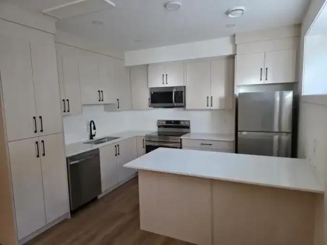 Townhouse for rent in Wedgewood, Alberta