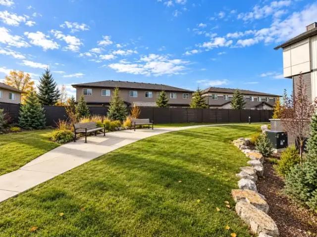 Townhouse for rent in Keswick, Edmonton