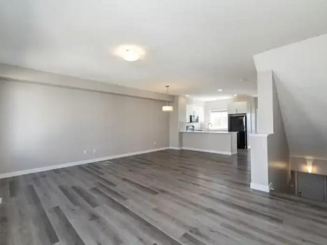 Townhouse for rent in Wedgewood, Alberta