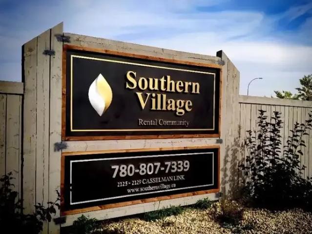 Townhouse for rent in Wedgewood, Alberta