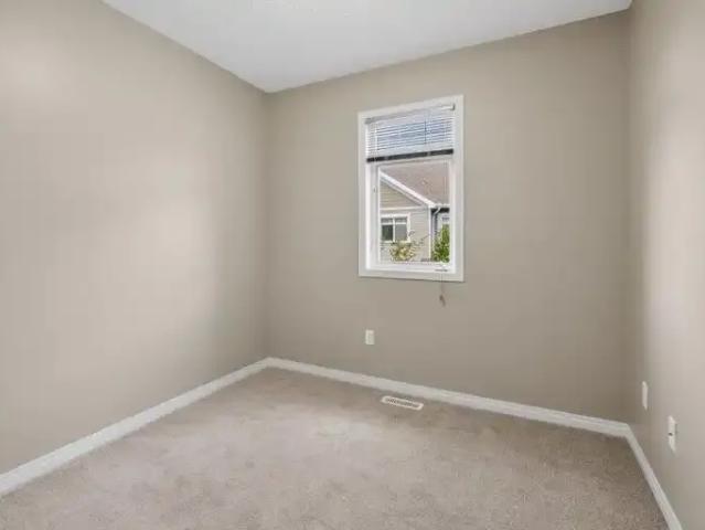 Townhouse for rent in Wedgewood, Alberta