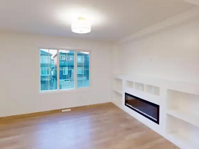 Townhouse for rent in Wedgewood, Alberta