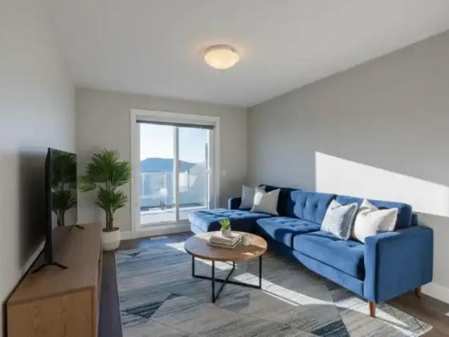 Townhouse for rent in Wedgewood, Alberta