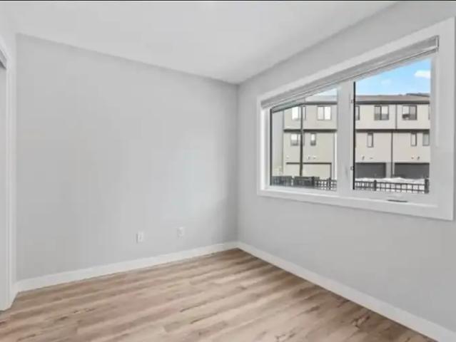 Townhouse for rent in Wedgewood, Alberta