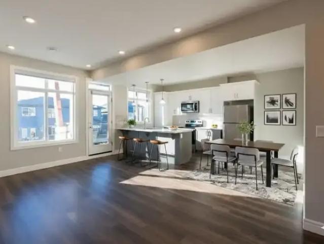 Townhouse for rent in Wedgewood, Alberta