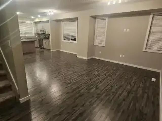 Townhouse for rent in Wedgewood, Alberta