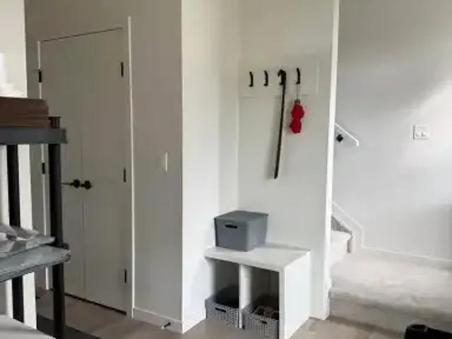 Townhouse for rent in Wedgewood, Alberta