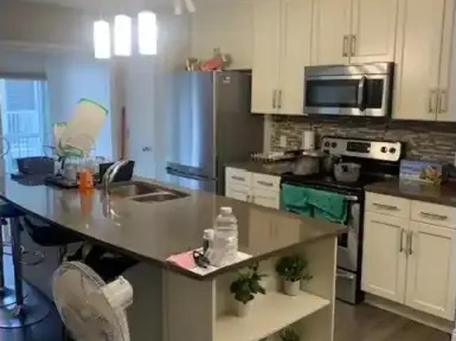 Townhouse for rent in Wedgewood, Alberta