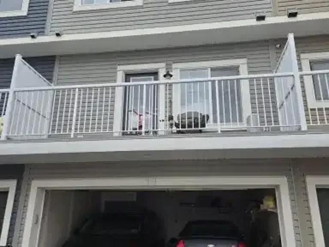 Townhouse for rent in Wedgewood, Alberta