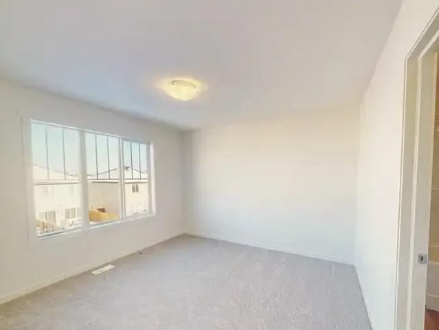 Townhouse for rent in Wedgewood, Alberta