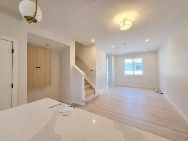 Townhouse for rent in Wedgewood, Alberta