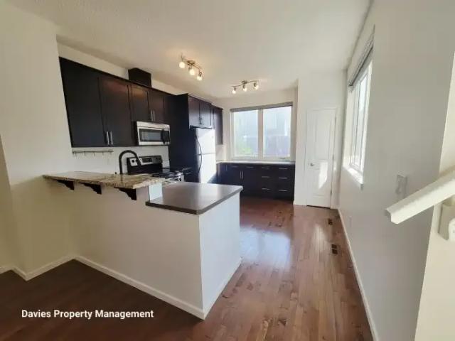 Townhouse for rent in Wedgewood, Alberta