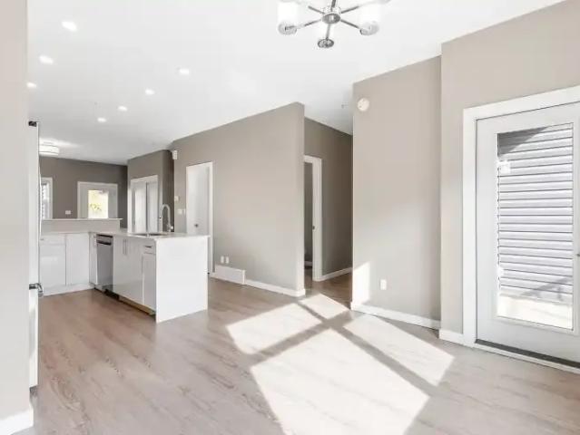 Townhouse for rent in Wedgewood, Alberta