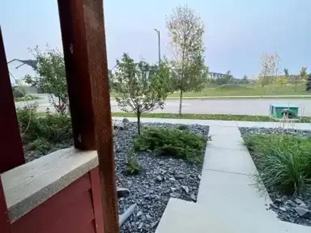Townhouse for rent in Wedgewood, Alberta