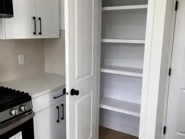 Townhouse for rent in Wedgewood, Alberta
