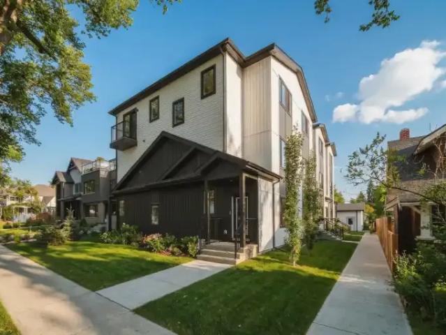 Townhouse for rent in Wedgewood, Alberta