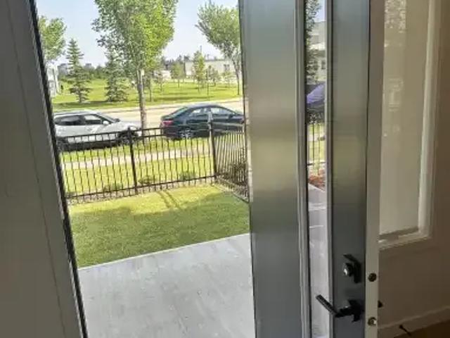 Townhouse for rent in Wedgewood, Alberta