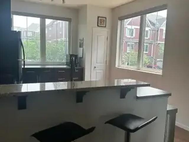 Townhouse for rent in Wedgewood, Alberta