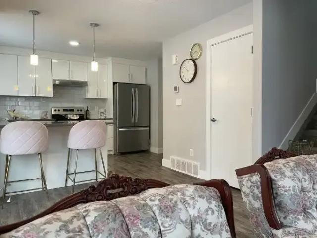 Townhouse for rent in Wedgewood, Alberta
