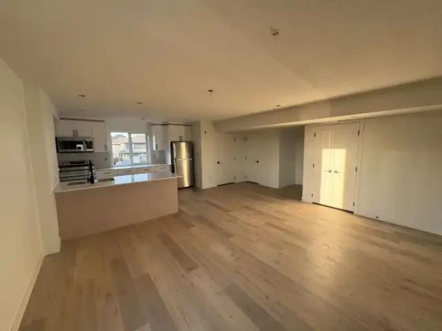 Townhouse for rent in Ambleside, Edmonton