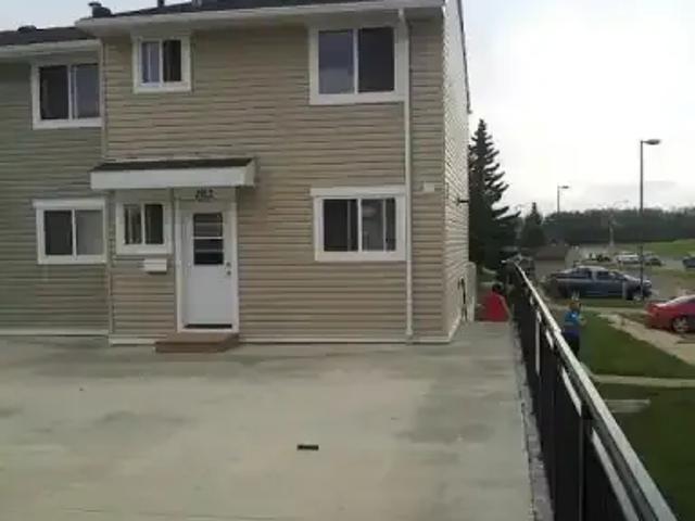 Townhouse for rent in Fort Mcmurray, Alberta