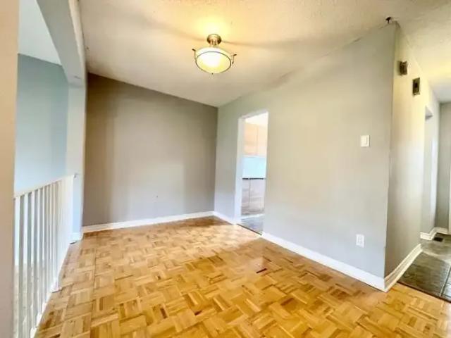 Townhouse for rent in Mulhurst Bay, Ontario