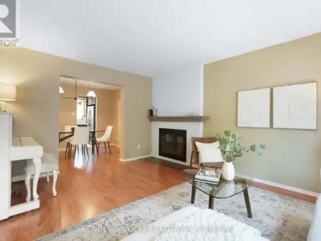 Townhouse for rent in Mulhurst Bay, Ontario