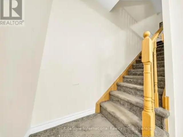 Townhouse for rent in Guelph, Ontario