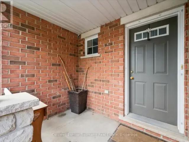 Townhouse for rent in Guelph, Ontario