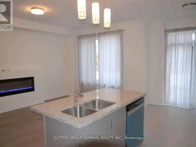 Townhouse for rent in Innisfil, Ontario