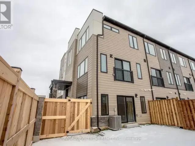 Townhouse for rent in Innisfil, Ontario