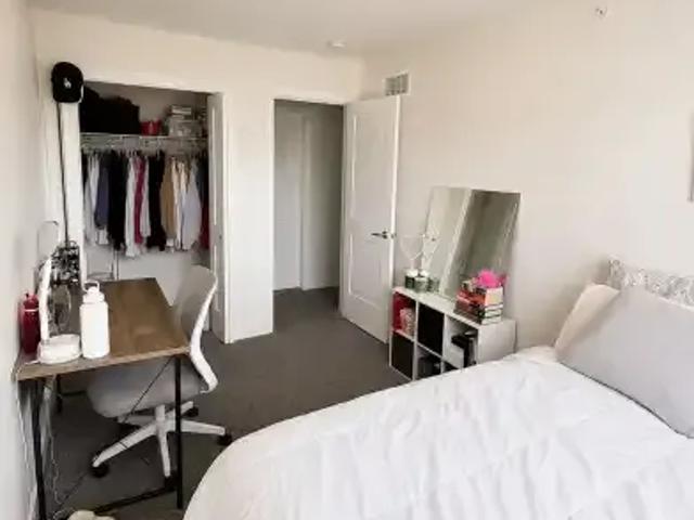 Townhouse for rent in Winfield, British Columbia