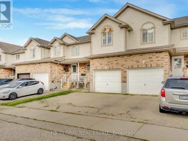 Townhouse for rent in Kitchener, Ontario