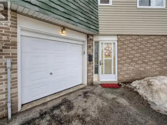 Townhouse for rent in Kitchener, Ontario