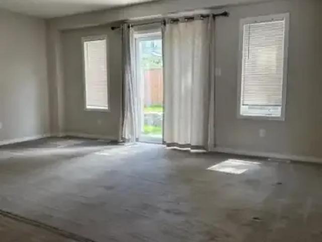 Townhouse for rent in Kitchener, Ontario