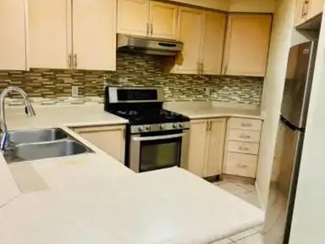 Townhouse for rent in Kitchener, Ontario