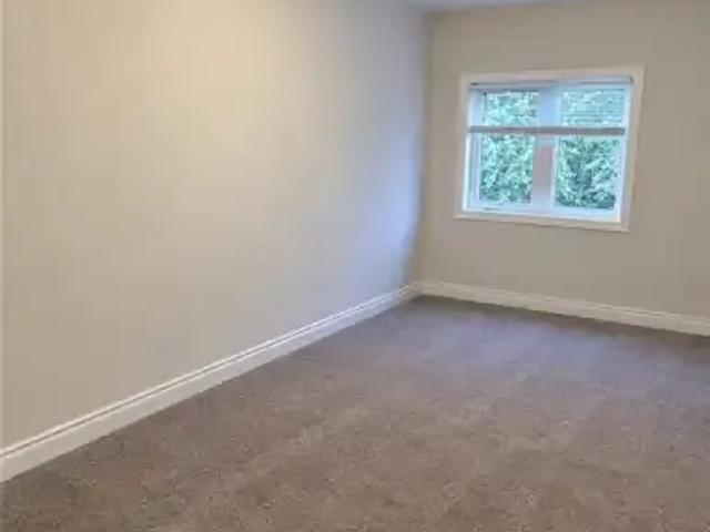 Townhouse for rent in Laurentian West, Kitchener