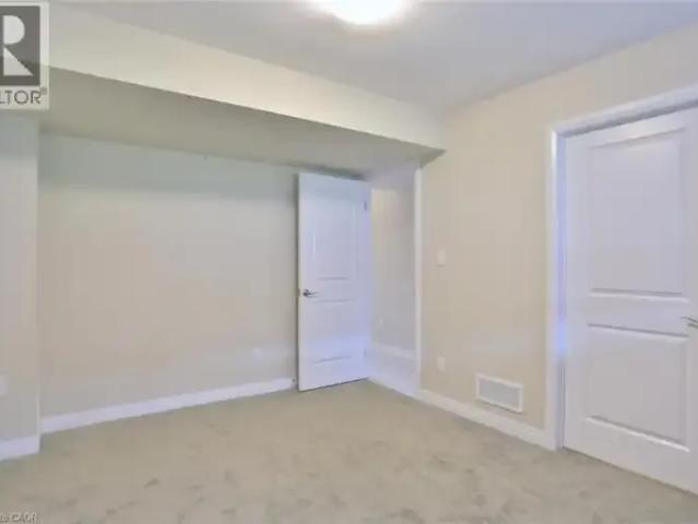 Townhouse for rent in Kitchener, Ontario