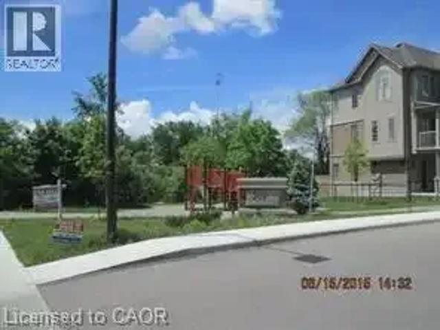 Townhouse for rent in Kitchener, Ontario