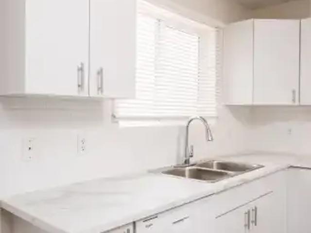 Townhouse for rent in Rolly View, Alberta