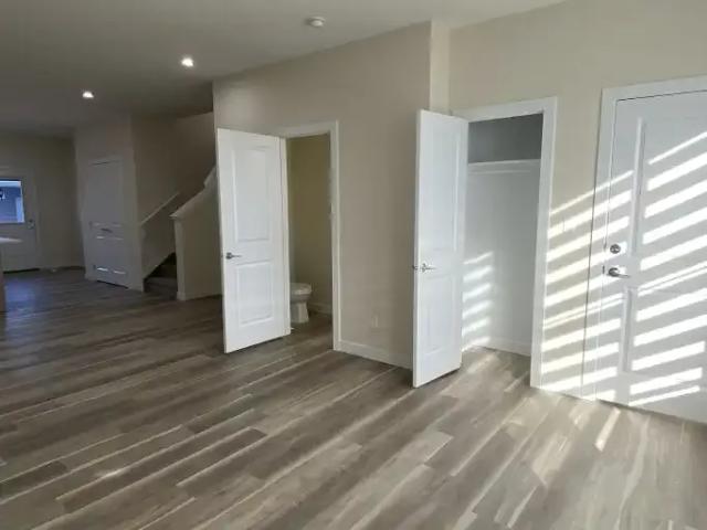 Townhouse for rent in Rolly View, Alberta