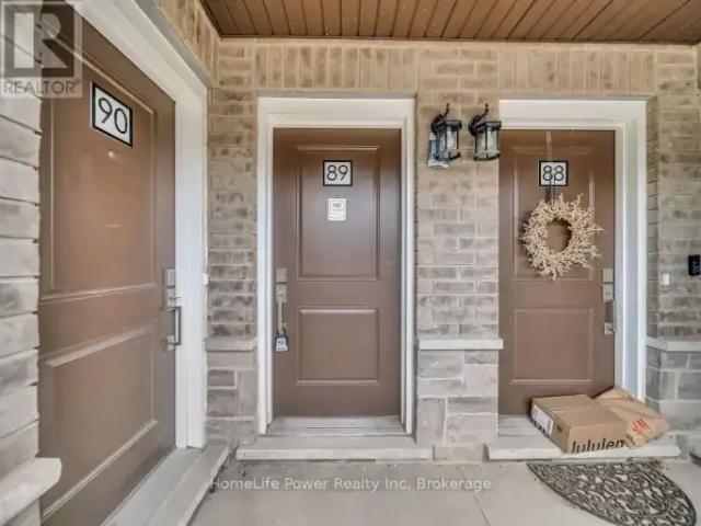 Townhouse for rent in Milton, Ontario