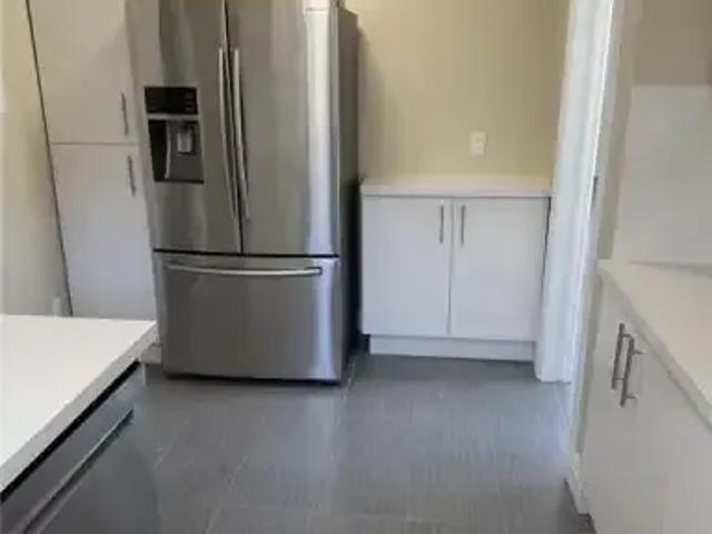 Townhouse for rent in Milton, Ontario